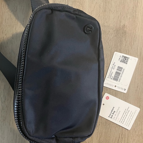 lululemon athletica Handbags - Lululemon Belt Bag